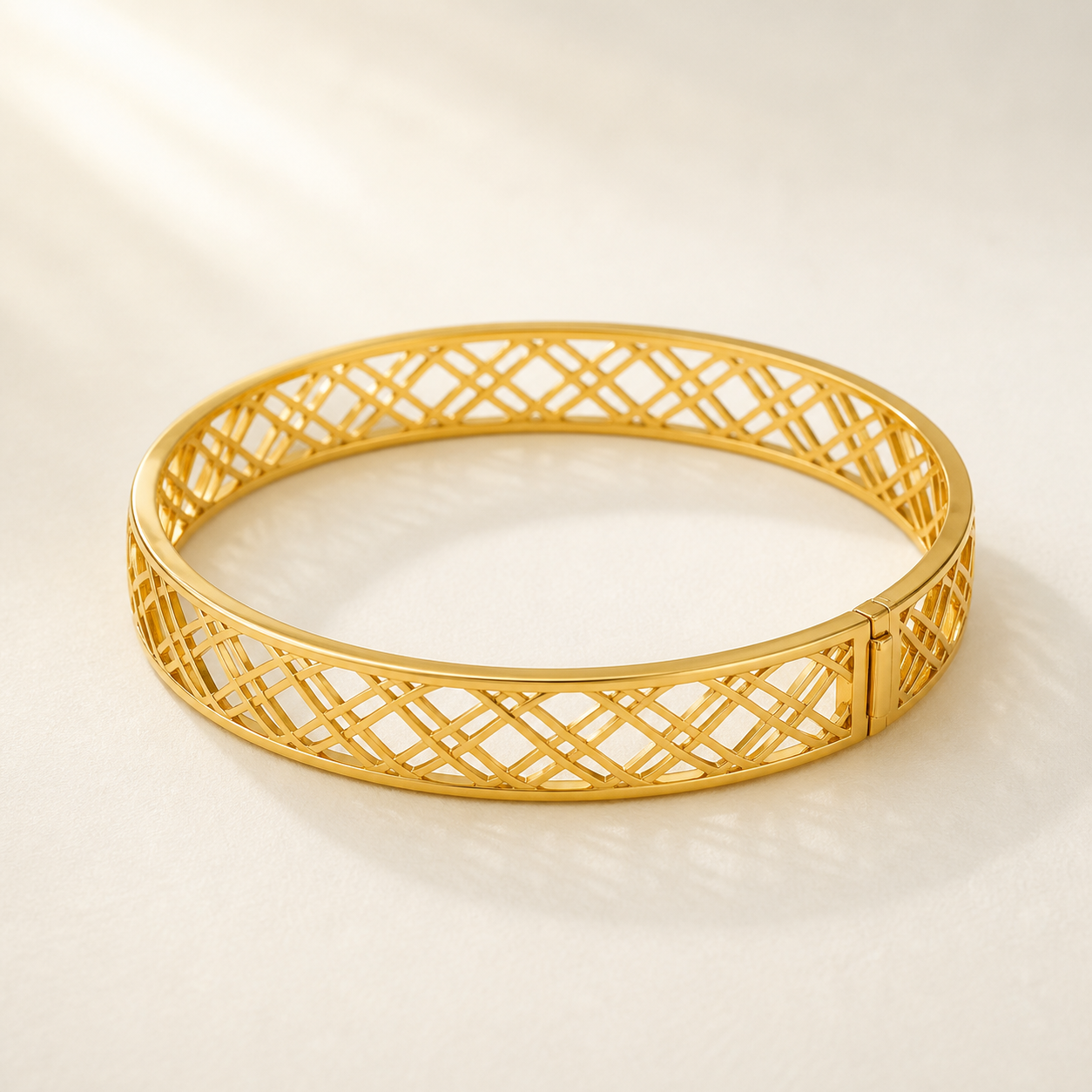 Openwork 22K yellow-gold lattice bangle